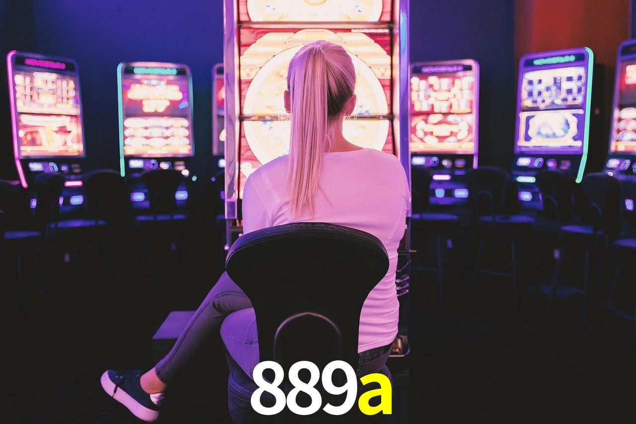 Bonus Features 889a